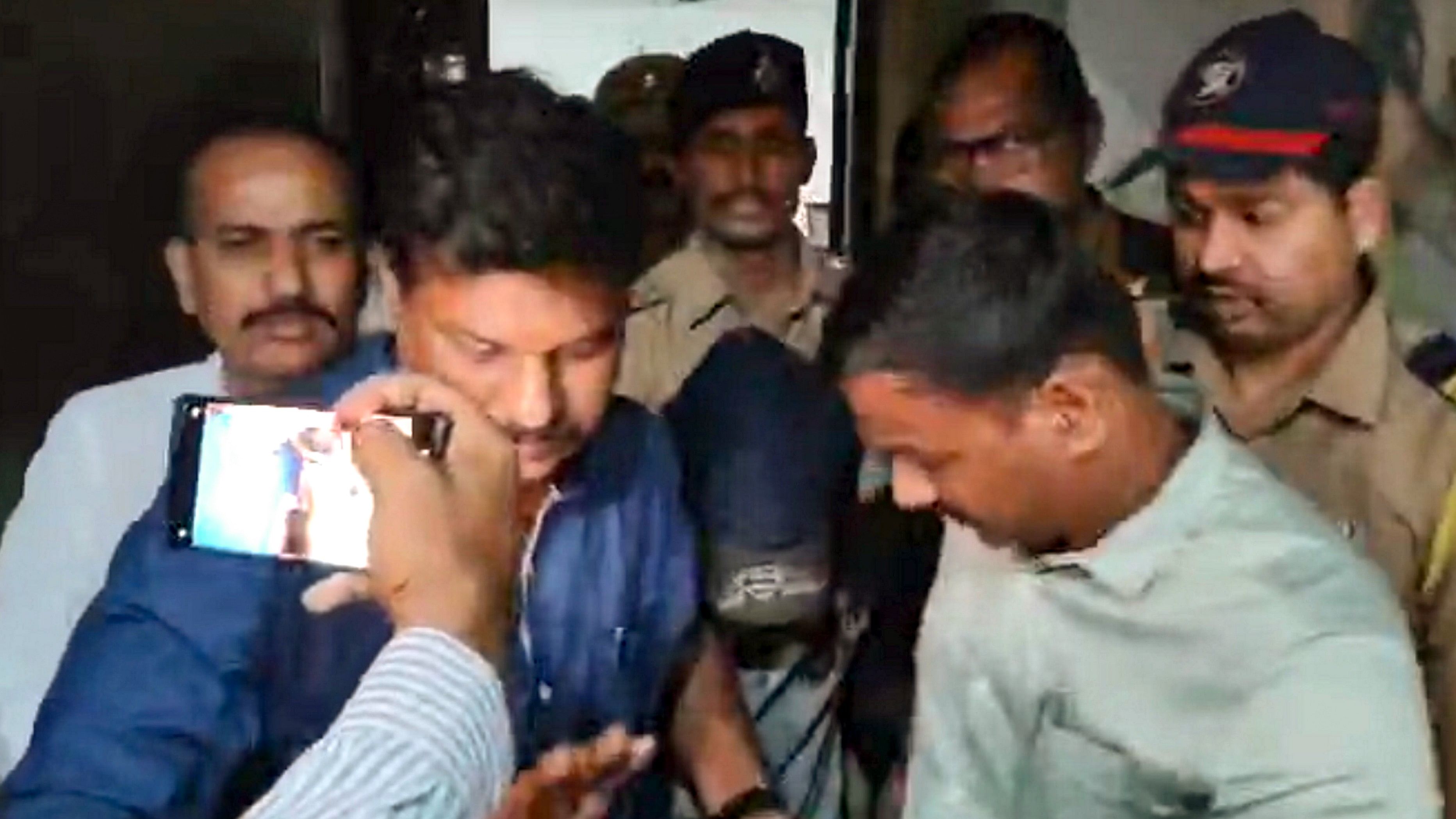 <div class="paragraphs"><p>Jaydeep Apte, sculptor of Chhatrapati Shivaji Maharaj statue at Rajkot fort, being arrested from Kalyan in Thane district, Wednesday, Sept. 4, 2024</p></div>